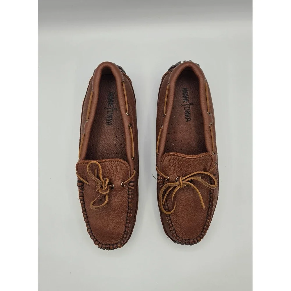 Minnetonka Moosehide Weekender Men's Moccasins 10 Carmel Brown Leather Loafers